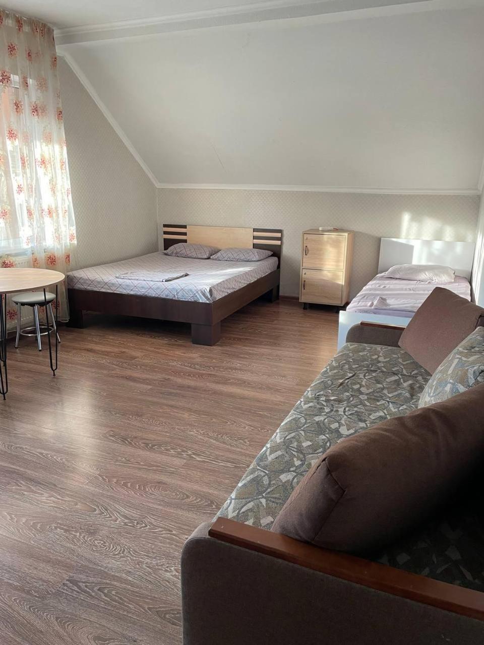 VIP hostel Mukačevo Exteriér fotografie